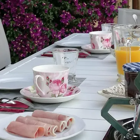 La Perasceda Bed & Breakfast *